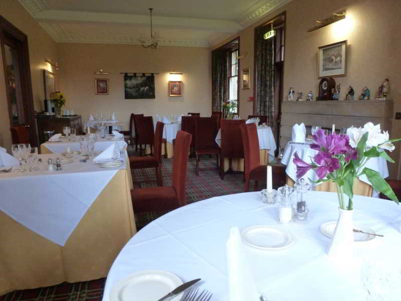 Tigh Na Sgiath Country House Hotel Grantown-on-Spey ภายนอก รูปภาพ